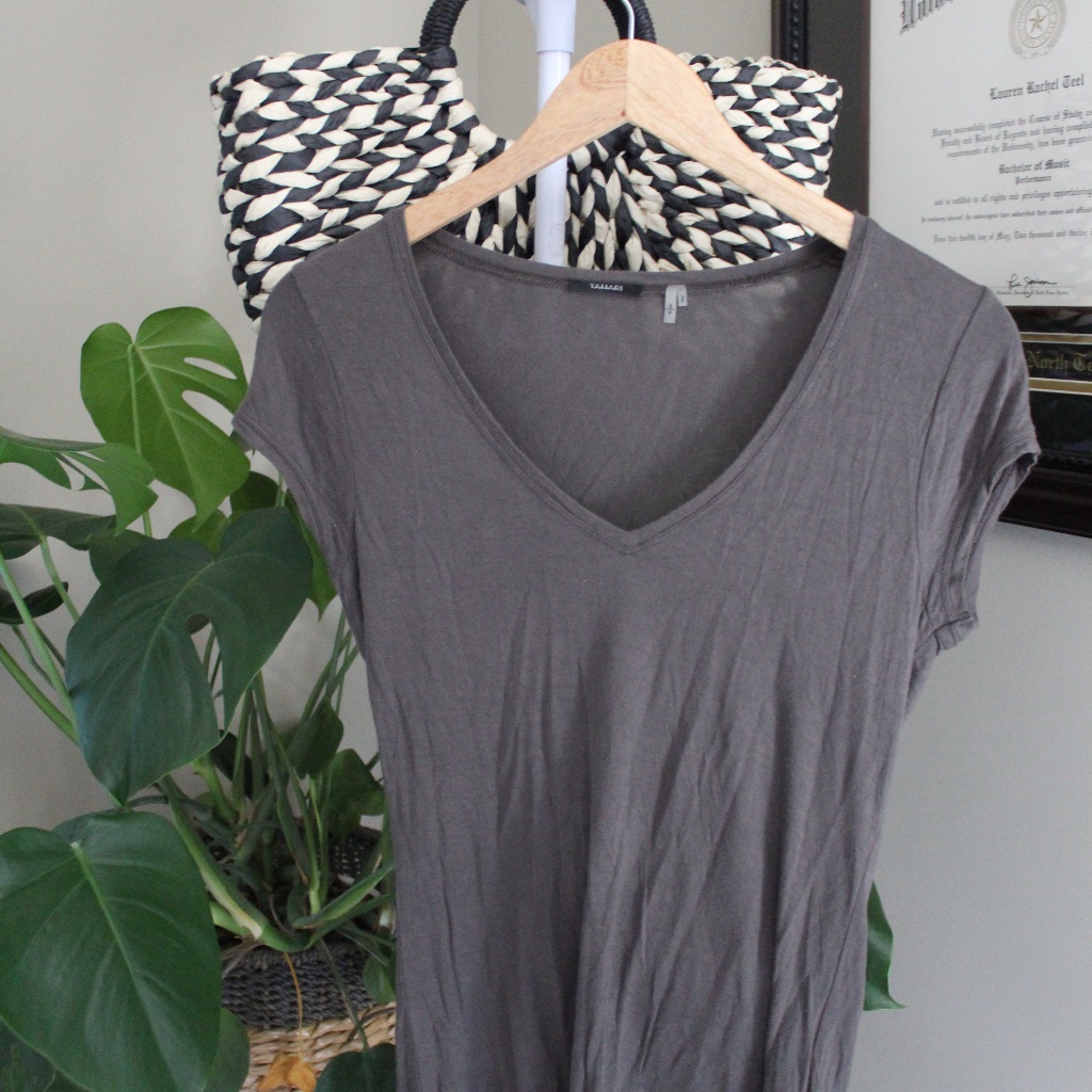 Tahari Small Grey Basic Tee - Small